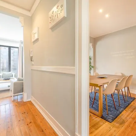 Guestready - Cardo White * Lisbon